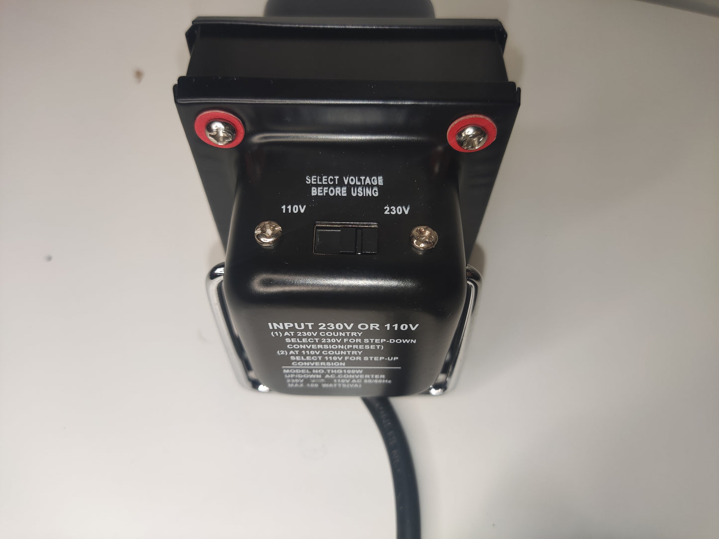 Inverter από 220V σε 110V και αντίστροφα ισχύος 100W με 1 έξοδο