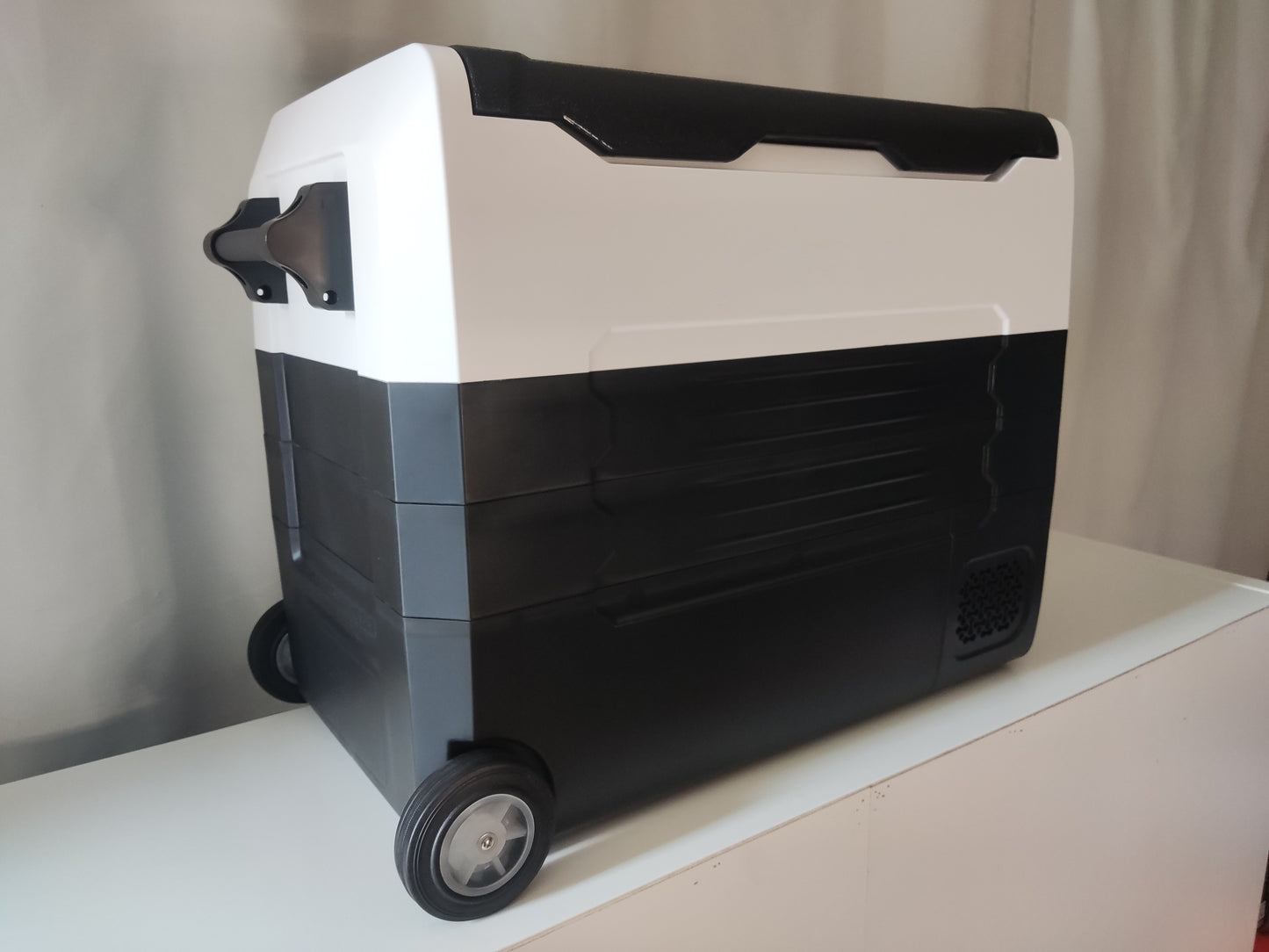 Ψυγείο καταψύκτης 35L -45L - 55L για αυτοκίνητο, φορτηγό ή σκάφος 12V - 24V - 100 έως 240V AC