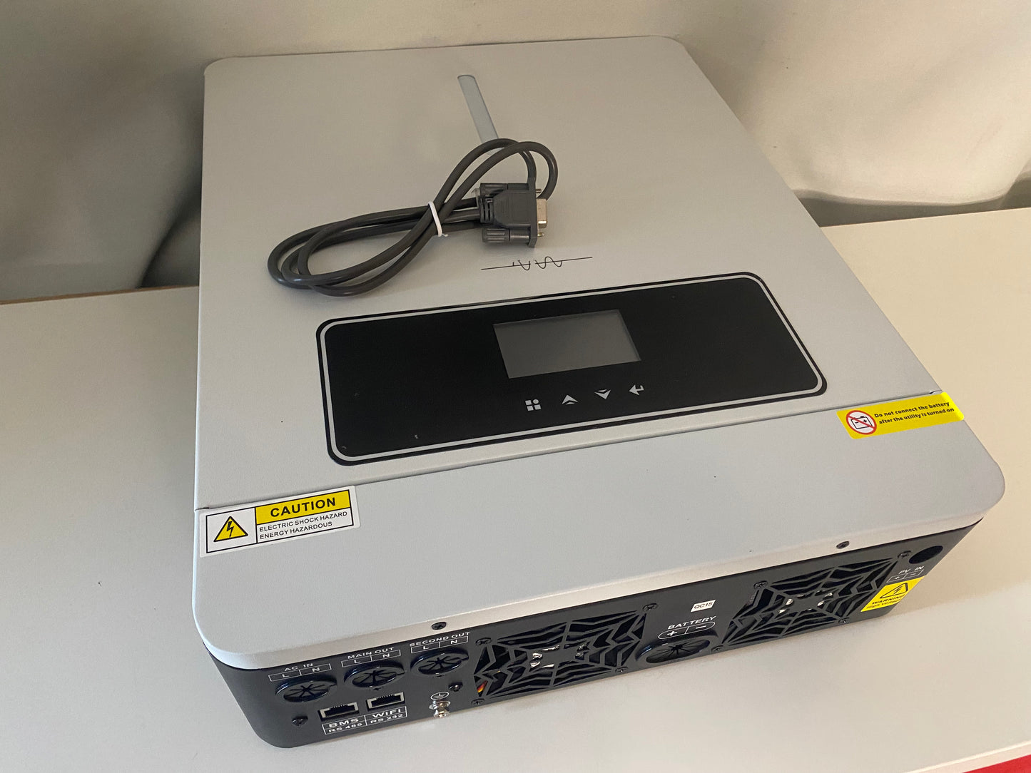 Hybrid solar inverter για σύστημα 48V ή 52V