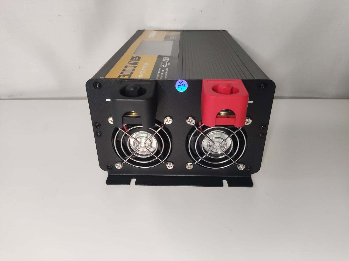 Mετασχηματιστής pure sine 24V to 220V 60Hz 3000W/1500W LCD Display & remote